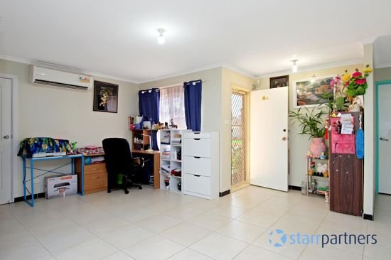 Photo - 48 Mallacoota Street, Wakeley NSW 2176 - Image 6