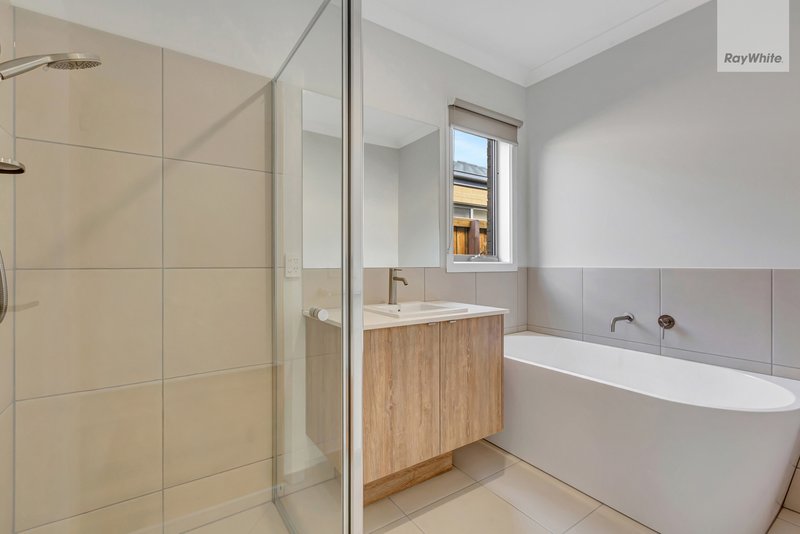 Photo - 48 Mallaig Drive, Beveridge VIC 3753 - Image 10