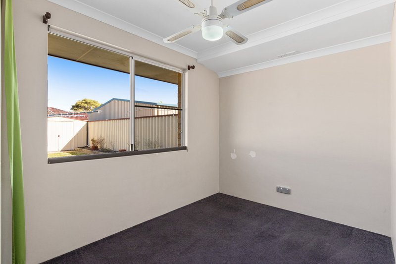 Photo - 48 Manly Crescent, Warnbro WA 6169 - Image 12