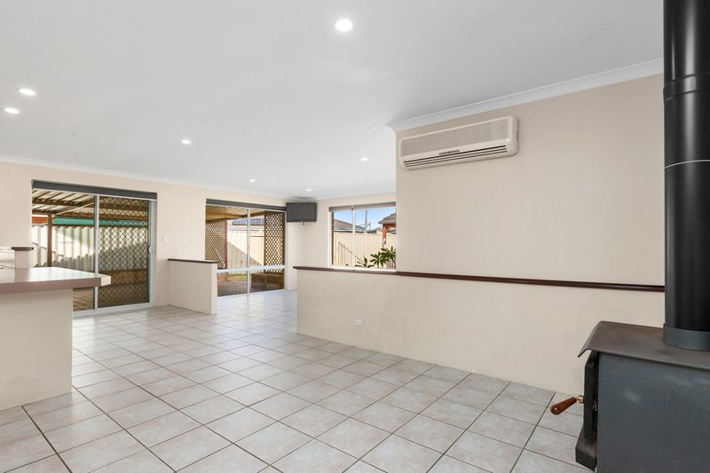 Photo - 48 Manly Crescent, Warnbro WA 6169 - Image 17