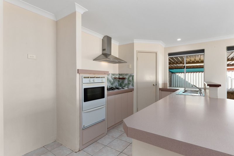 Photo - 48 Manly Crescent, Warnbro WA 6169 - Image 22