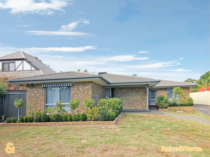 Photo - 48 Manning Road, Aberfoyle Park SA 5159 - Image 2