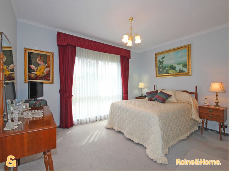 Photo - 48 Manning Road, Aberfoyle Park SA 5159 - Image 3