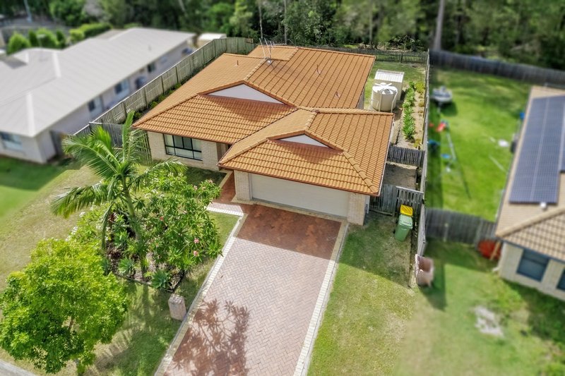 Photo - 48 Mayes Circuit, Caboolture QLD 4510 - Image 2