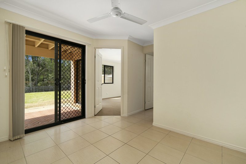 Photo - 48 Mayes Circuit, Caboolture QLD 4510 - Image 5