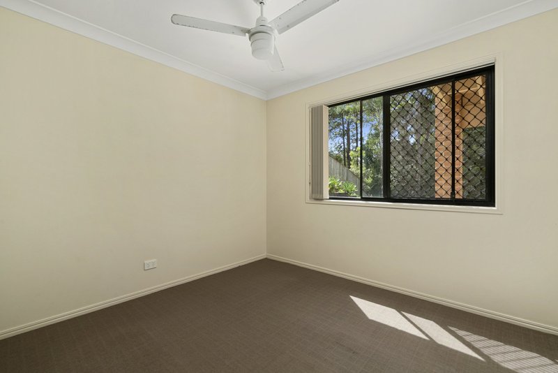 Photo - 48 Mayes Circuit, Caboolture QLD 4510 - Image 10