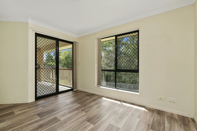 Photo - 48 Mayes Circuit, Caboolture QLD 4510 - Image 12