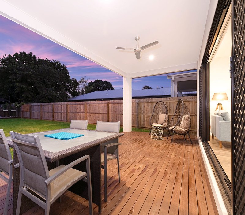 Photo - 48 Mcconaghy Street, Mitchelton QLD 4053 - Image 2