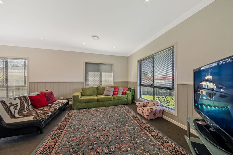 Photo - 48 Michael Avenue, Morayfield QLD 4506 - Image 3