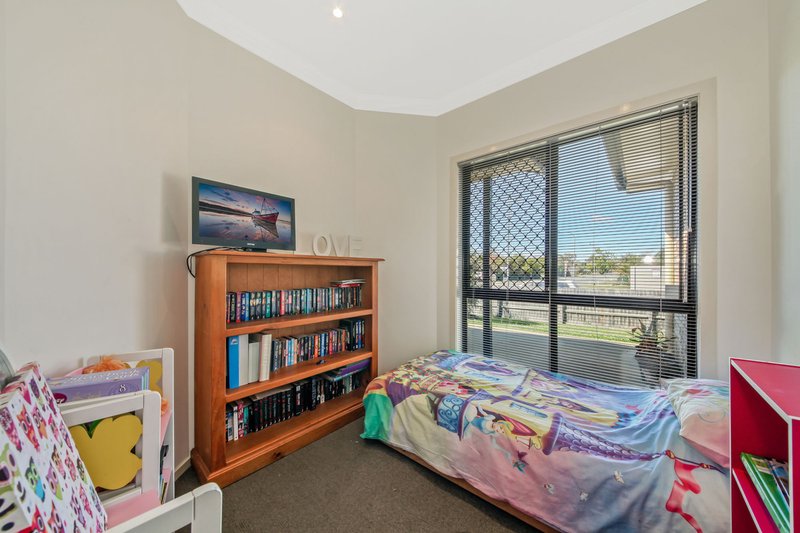 Photo - 48 Michael Avenue, Morayfield QLD 4506 - Image 16