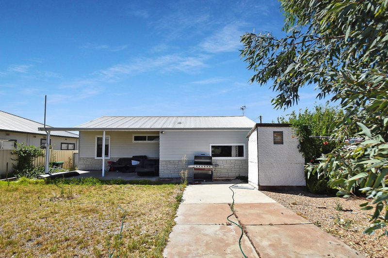 Photo - 48 Morish Street, Broken Hill NSW 2880 - Image 11