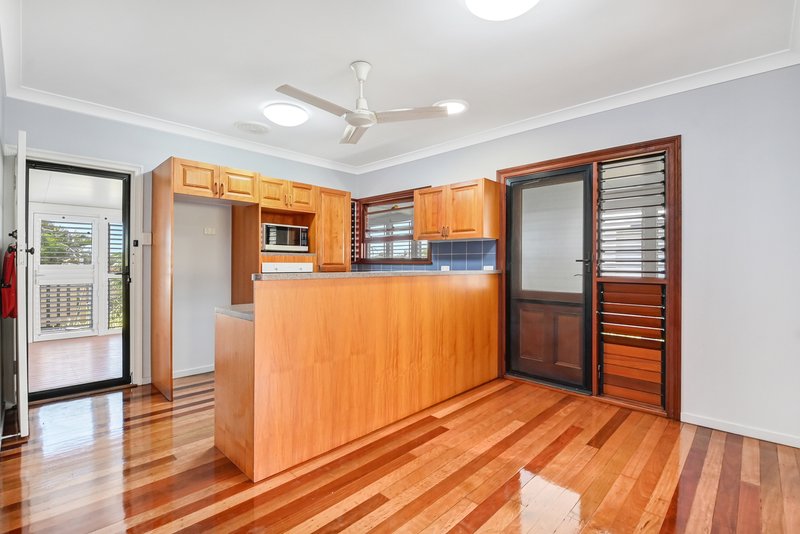 Photo - 48 Munroe Street, Wulguru QLD 4811 - Image 6