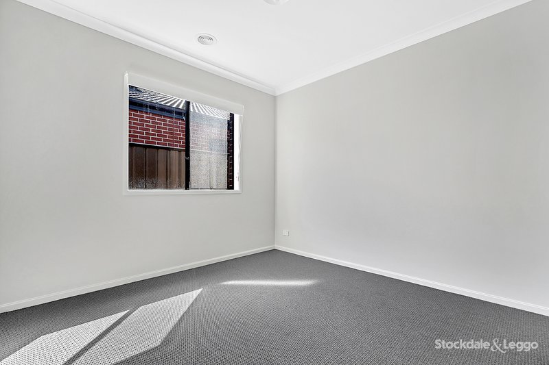 Photo - 48 Nesting Vista, Craigieburn VIC 3064 - Image 16