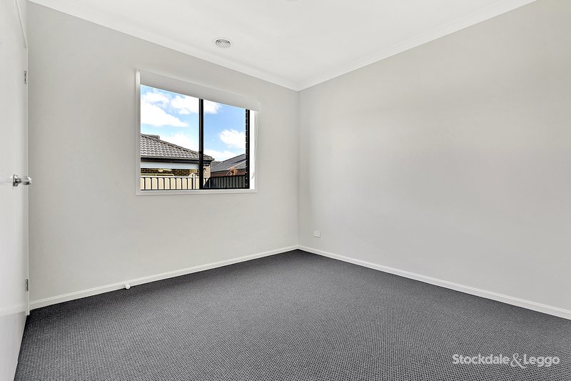 Photo - 48 Nesting Vista, Craigieburn VIC 3064 - Image 17