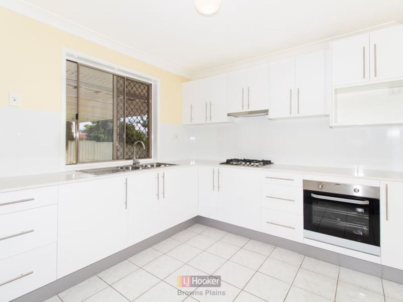 Photo - 48 Network Drive, Boronia Heights QLD 4124 - Image 2