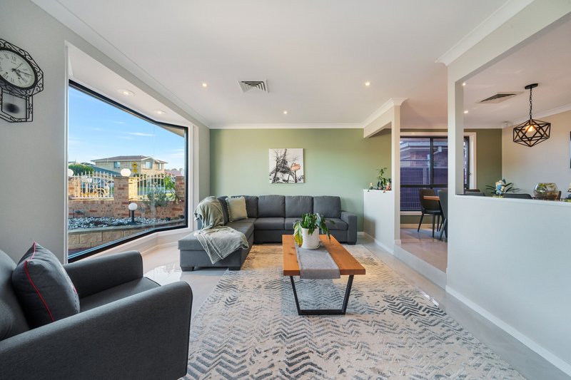Photo - 48 Nineteenth Avenue, Hoxton Park NSW 2171 - Image 9