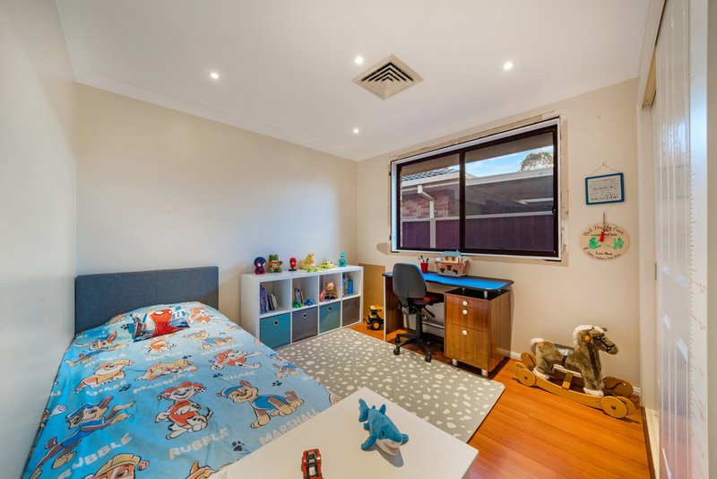 Photo - 48 Nineteenth Avenue, Hoxton Park NSW 2171 - Image 12