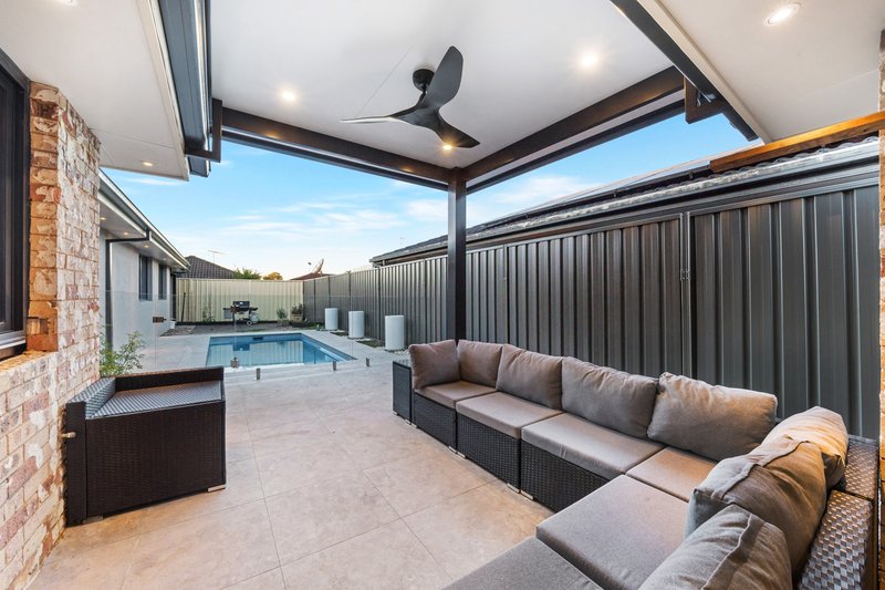 Photo - 48 Nineteenth Avenue, Hoxton Park NSW 2171 - Image 16