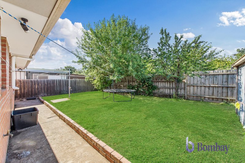 Photo - 48 Norwich Crescent, Campbellfield VIC 3061 - Image 13