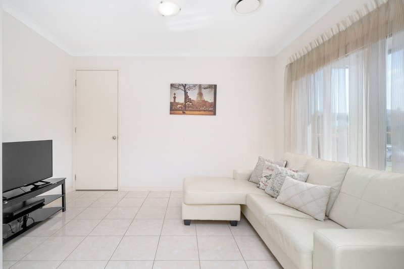 Photo - 48 Oisin Street, Murrumba Downs QLD 4503 - Image 14