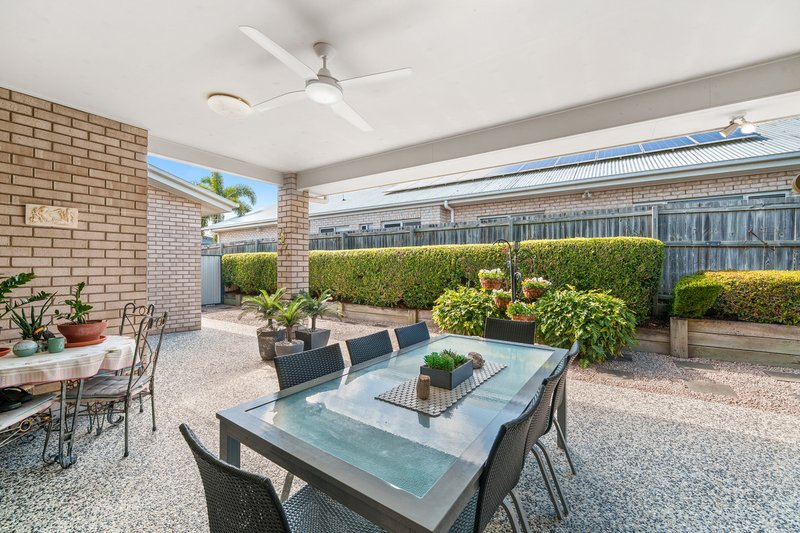 Photo - 48 Oisin Street, Murrumba Downs QLD 4503 - Image 16