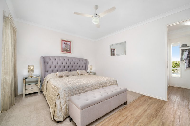 Photo - 48 Oisin Street, Murrumba Downs QLD 4503 - Image 19