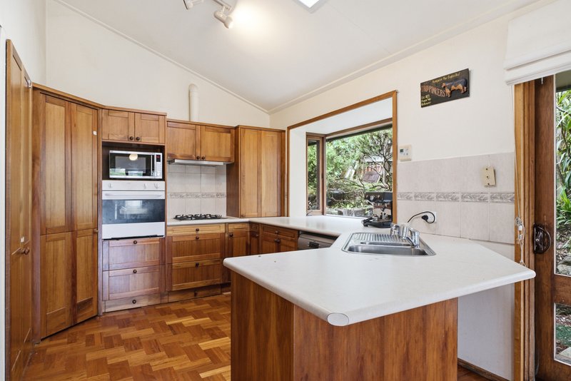 Photo - 48 Oliver Street, Ringwood VIC 3134 - Image 3