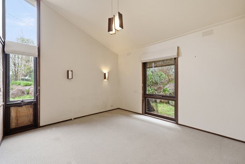 Photo - 48 Oliver Street, Ringwood VIC 3134 - Image 6