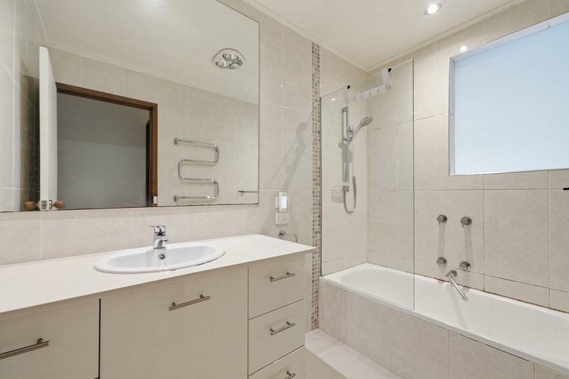 Photo - 48 Oliver Street, Ringwood VIC 3134 - Image 8