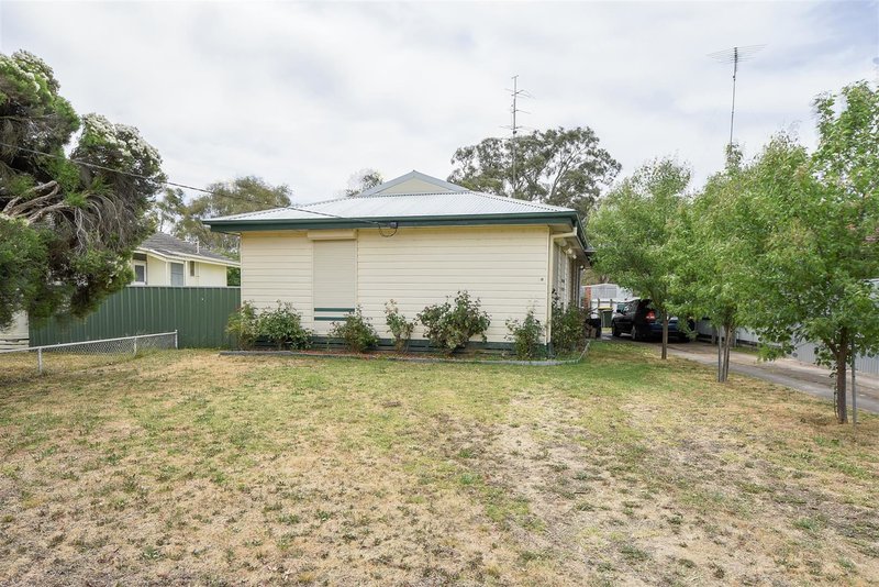 48 Orme Street, Edenhope VIC 3318