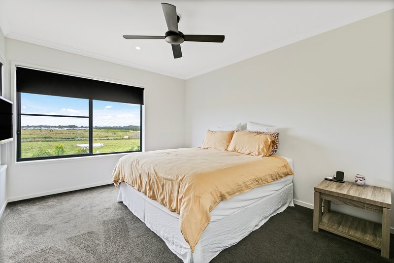 Photo - 48 Parkway Terrace, Palmview QLD 4553 - Image 8