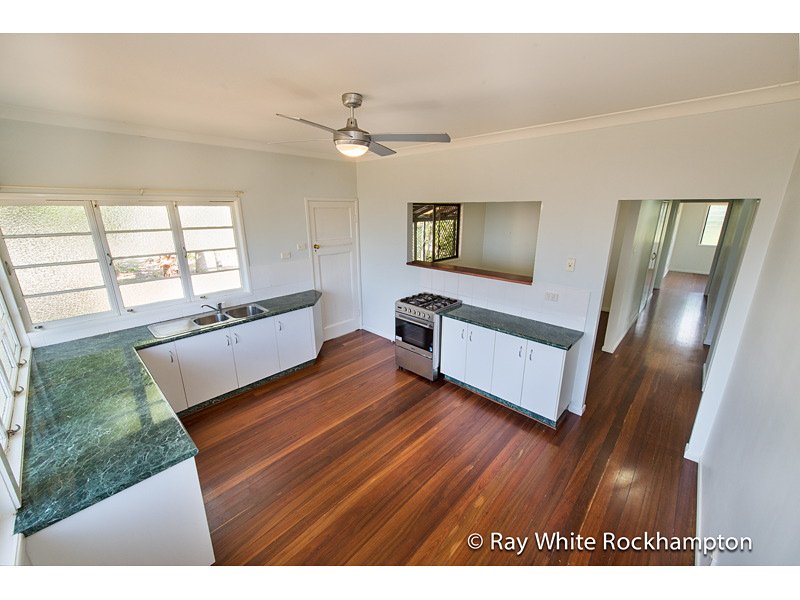 Photo - 48 Pennycuick Street, West Rockhampton QLD 4700 - Image 3