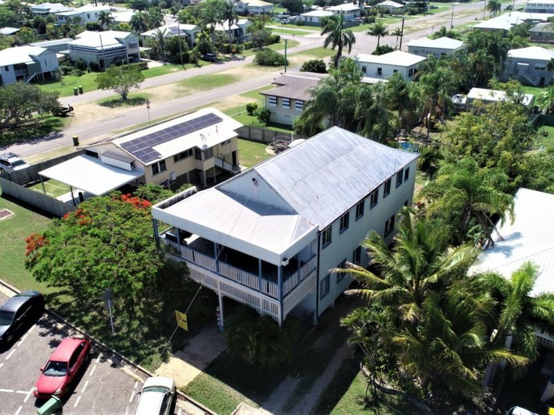 Photo - 48 Poole Street, Bowen QLD 4805 - Image 5