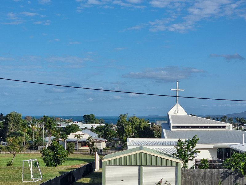 Photo - 48 Poole Street, Bowen QLD 4805 - Image 6