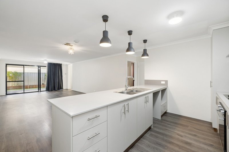 Photo - 48 Portobello Parade, Wellard WA 6170 - Image 4