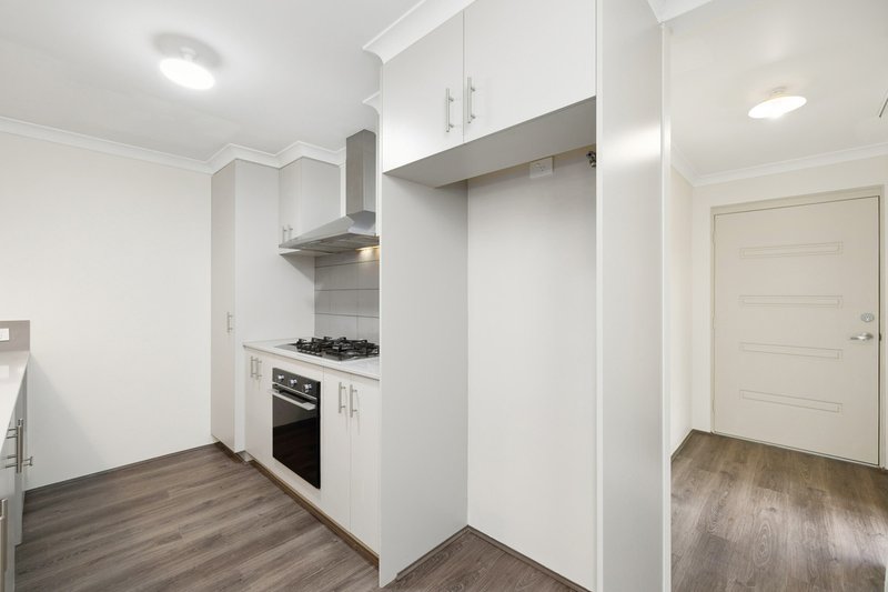 Photo - 48 Portobello Parade, Wellard WA 6170 - Image 5