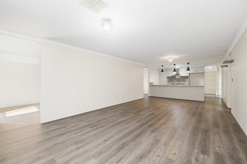 Photo - 48 Portobello Parade, Wellard WA 6170 - Image 7