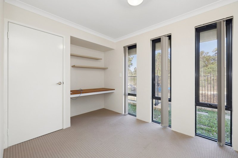 Photo - 48 Portobello Parade, Wellard WA 6170 - Image 10