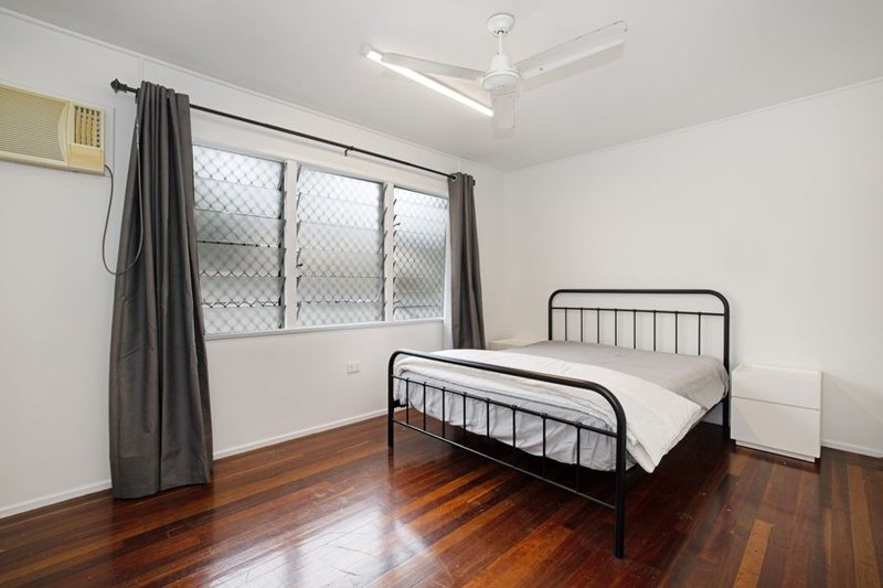 Photo - 4/8 Price Street, Belgian Gardens QLD 4810 - Image 5