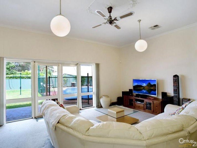 Photo - 48 Princes Road, Torrens Park SA 5062 - Image 2