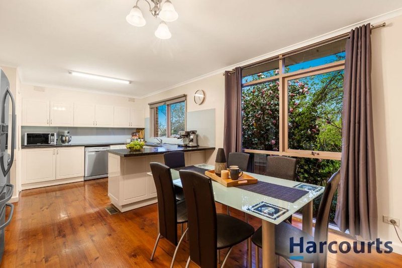 Photo - 48 Rachelle Drive, Wantirna VIC 3152 - Image 4