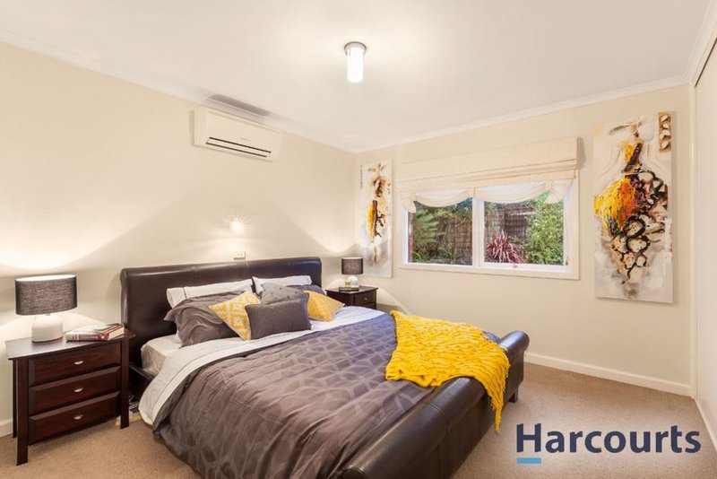 Photo - 48 Rachelle Drive, Wantirna VIC 3152 - Image 6