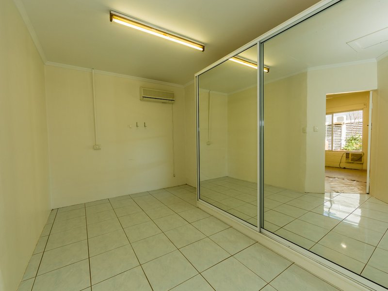 Photo - 48 Rebecca Street, Mount Isa QLD 4825 - Image 8