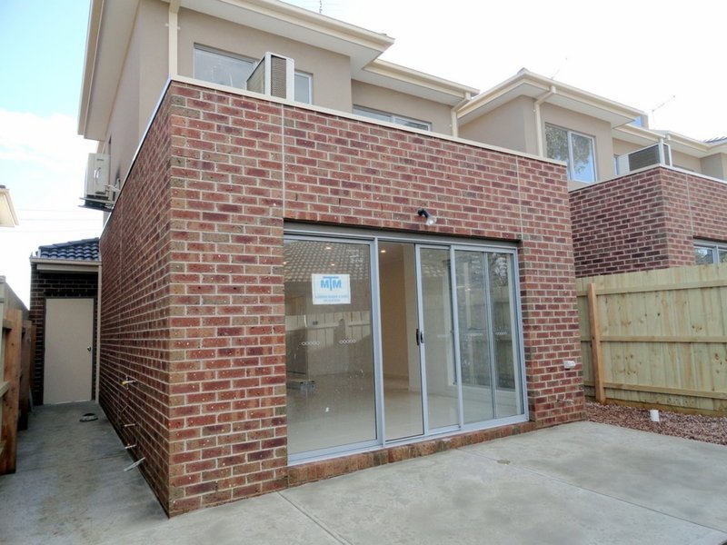 Photo - 48 Reid Street, South Morang VIC 3752 - Image 10