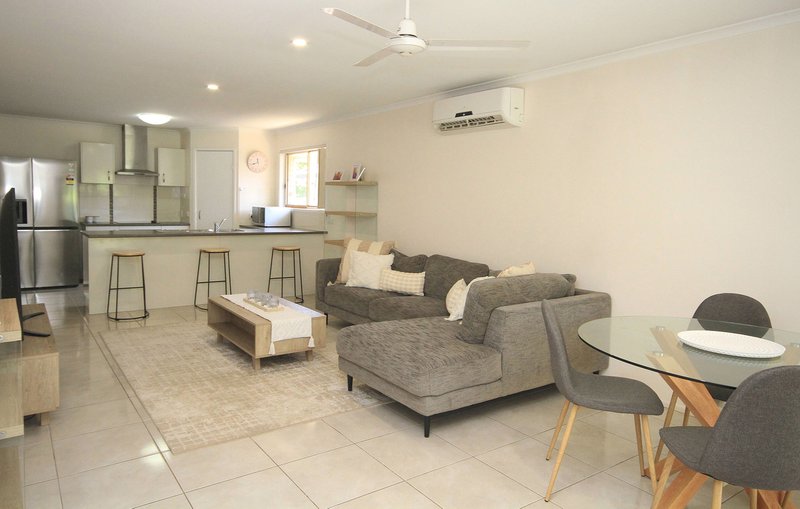 Photo - 48 Reiner Circuit, Burpengary QLD 4505 - Image 4