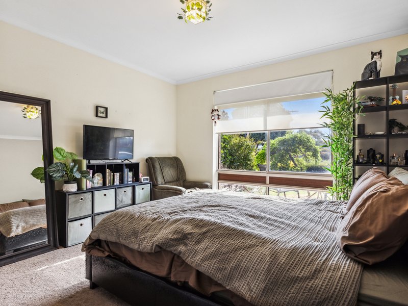 Photo - 48 Richards Drive, Morphett Vale SA 5162 - Image 8