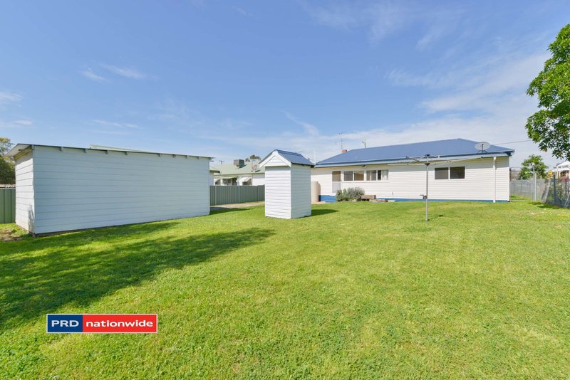 Photo - 48 Robert Street, Tamworth NSW 2340 - Image 16