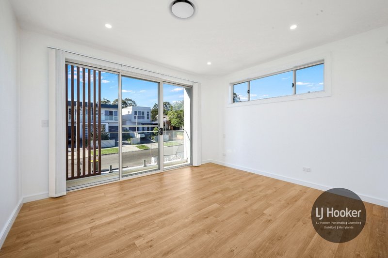 Photo - 48 Robertson Street, Guildford NSW 2161 - Image 4
