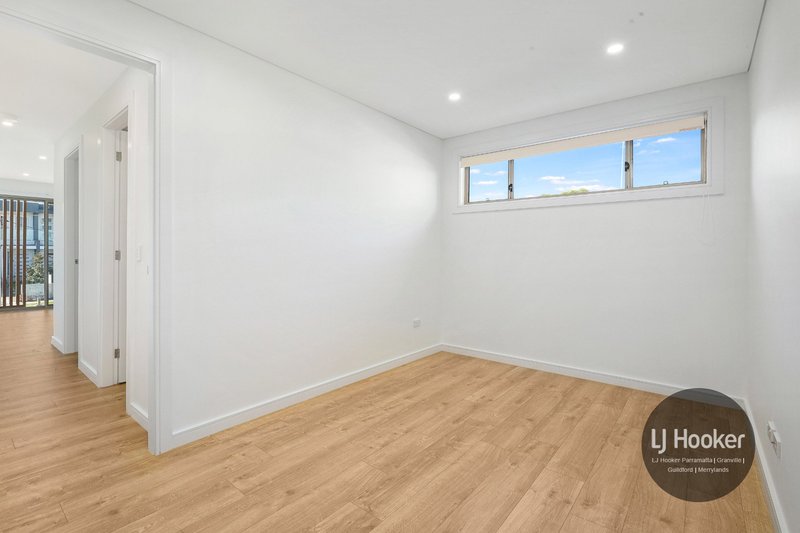 Photo - 48 Robertson Street, Guildford NSW 2161 - Image 5