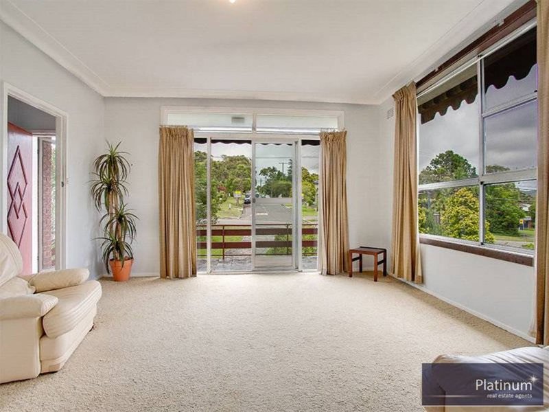 Photo - 48 Rose Avenue, Wheeler Heights NSW 2097 - Image 2